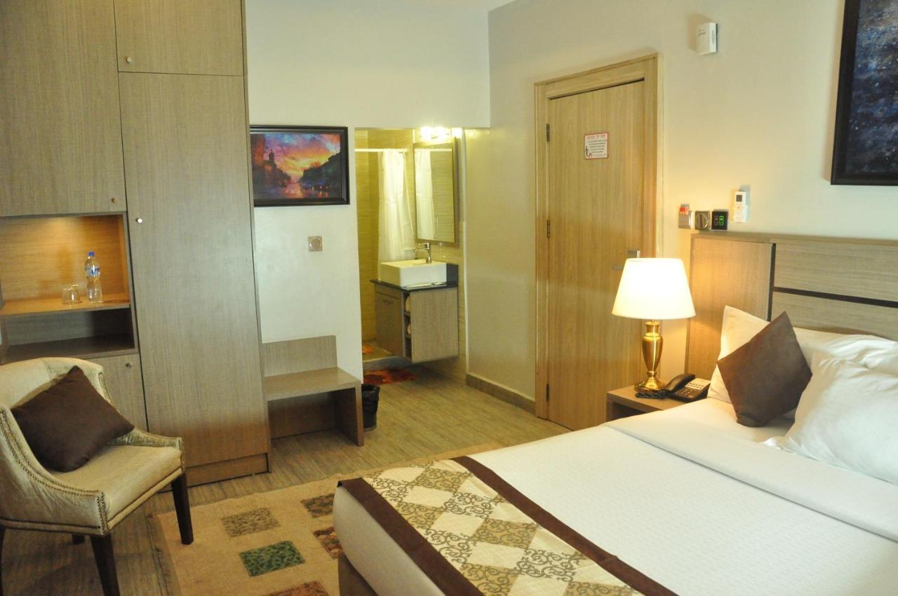 Moz One Executive Guest Rooms Agadez Mobushipe Экстерьер фото