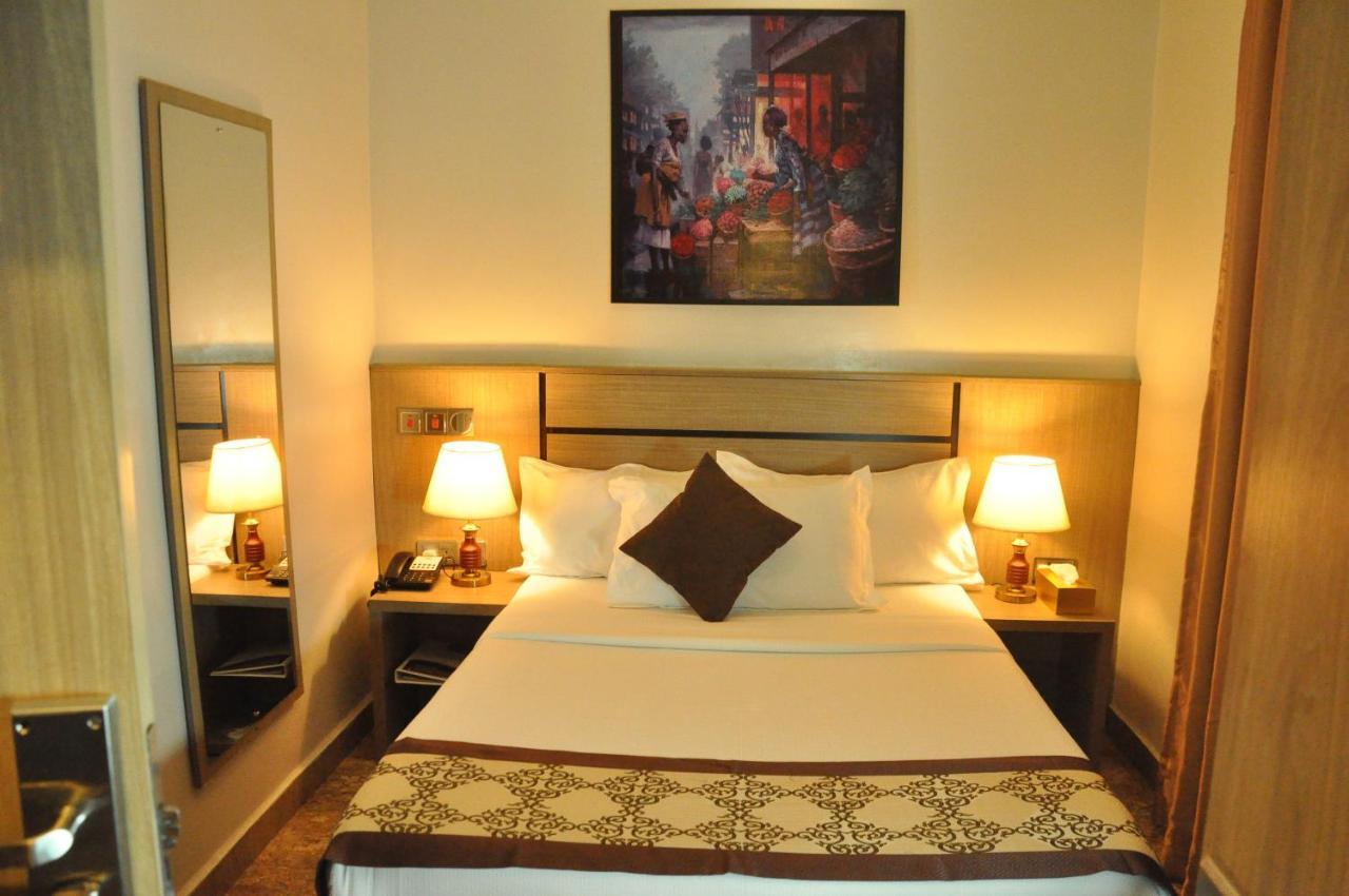 Moz One Executive Guest Rooms Agadez Mobushipe Экстерьер фото
