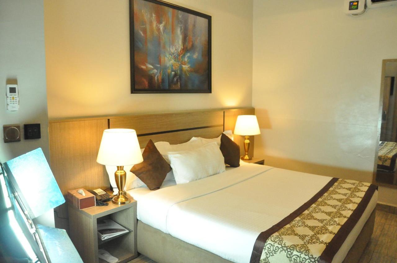 Moz One Executive Guest Rooms Agadez Mobushipe Экстерьер фото